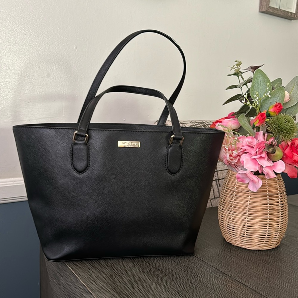 Kate Spade Black Leather Purse